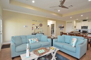 Smart TV, DVD player, books, stereo