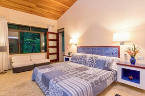 4 chambres, coffres-forts dans les chambres, Wi-Fi gratuit