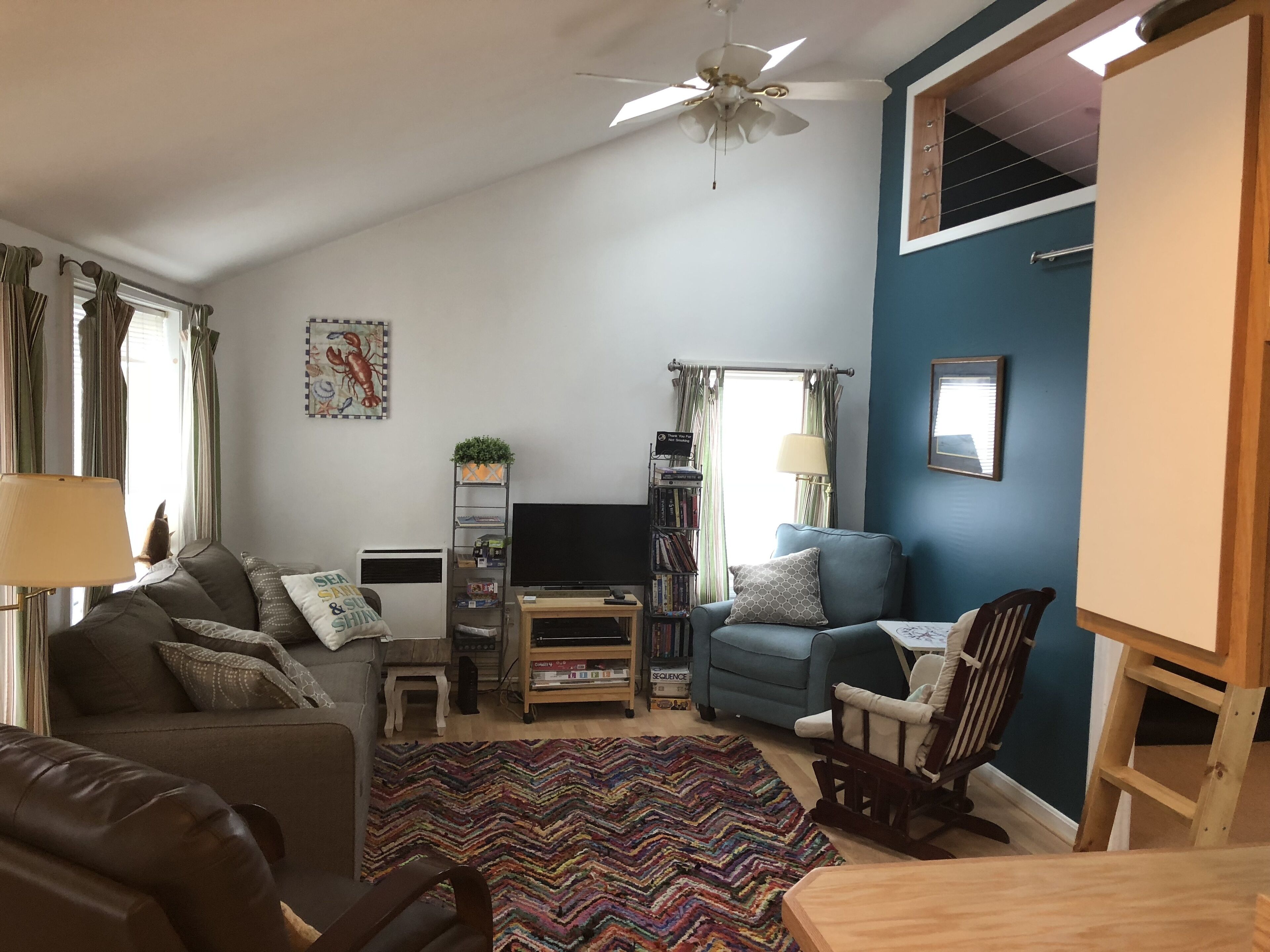 2 Bedroom House - Clean And Cozy