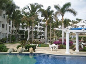 A heated pool - Escape to affordable Ocean Paradise (San Jose del Cabo)