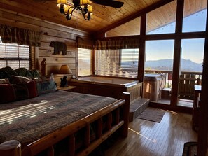 1 bedroom, iron/ironing board, WiFi, bed sheets - Breathtaking Mountain Views, Close to Pigeon Forge, Gatlinburg, and Dollywood. (Sevierville)