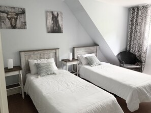 6 habitaciones, tabla de planchar con plancha y wifi gratis
