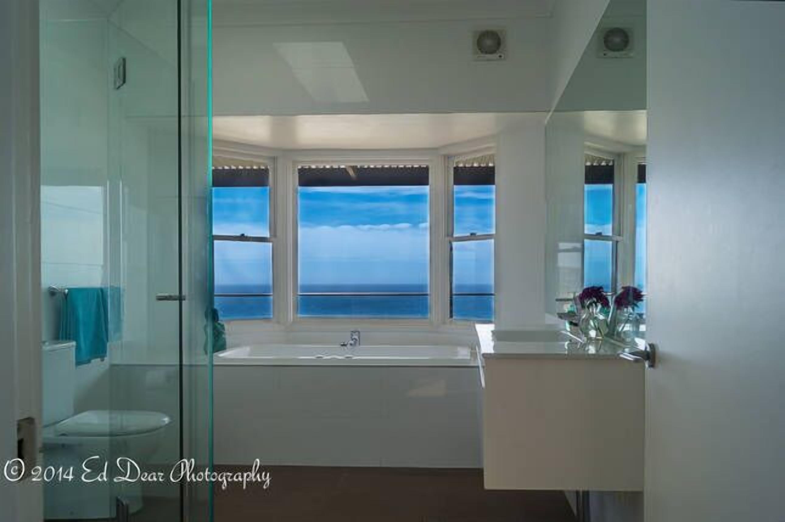 FRESHWATER BEACH LIVING — image 24