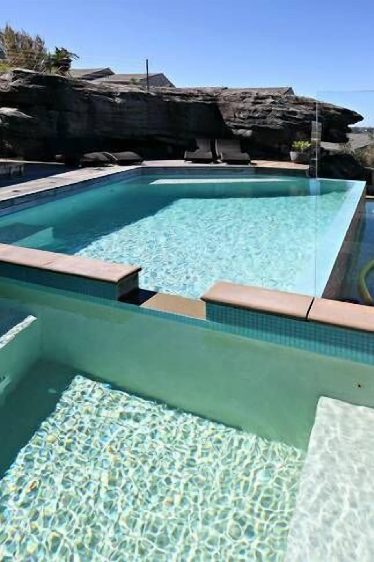 FRESHWATER BEACH LIVING — image 8