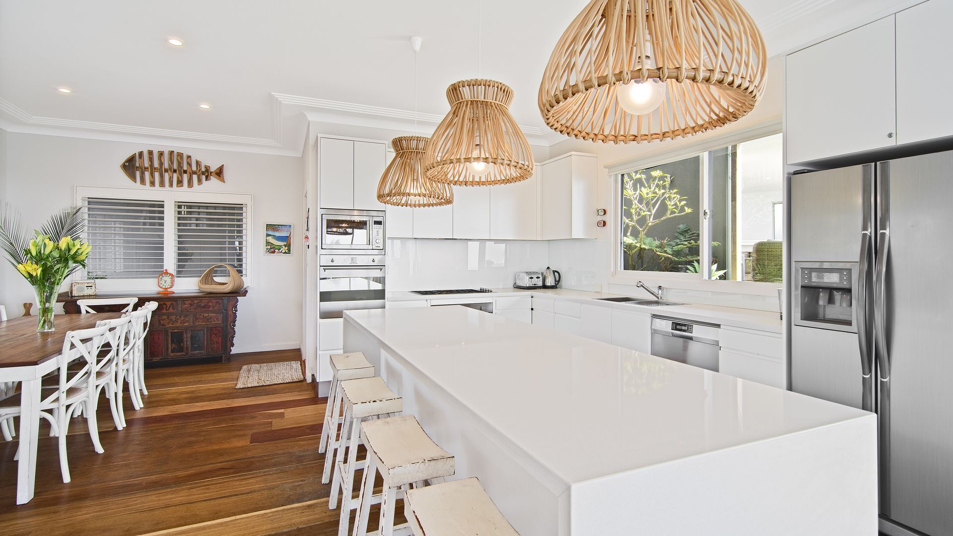 FRESHWATER BEACH LIVING — image 12