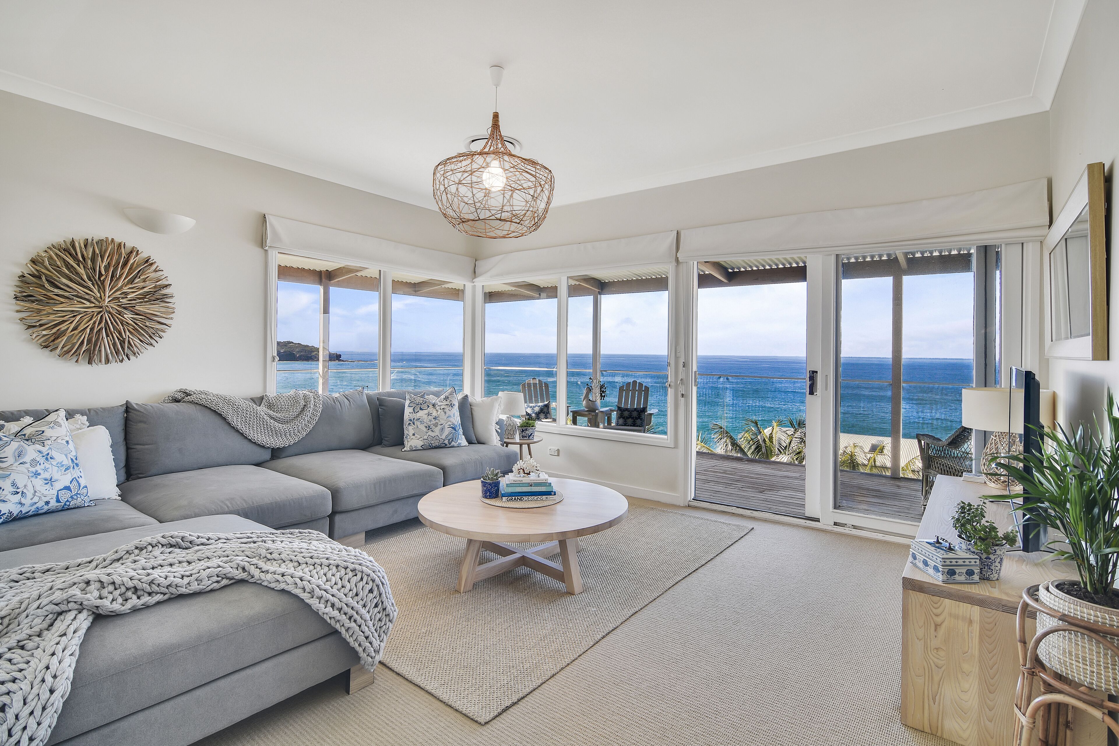 FRESHWATER BEACH LIVING — image 11