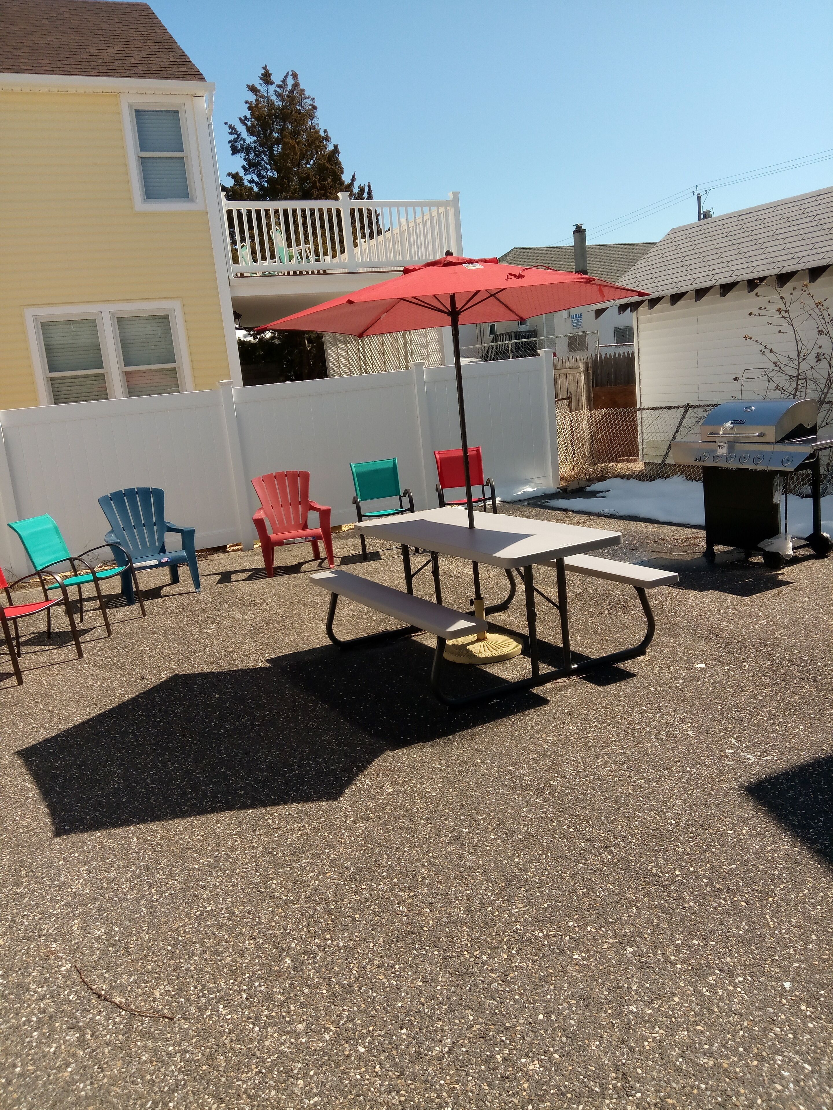 Luscious Homes By the Sea LLC  (Vacation Apartment Rental)