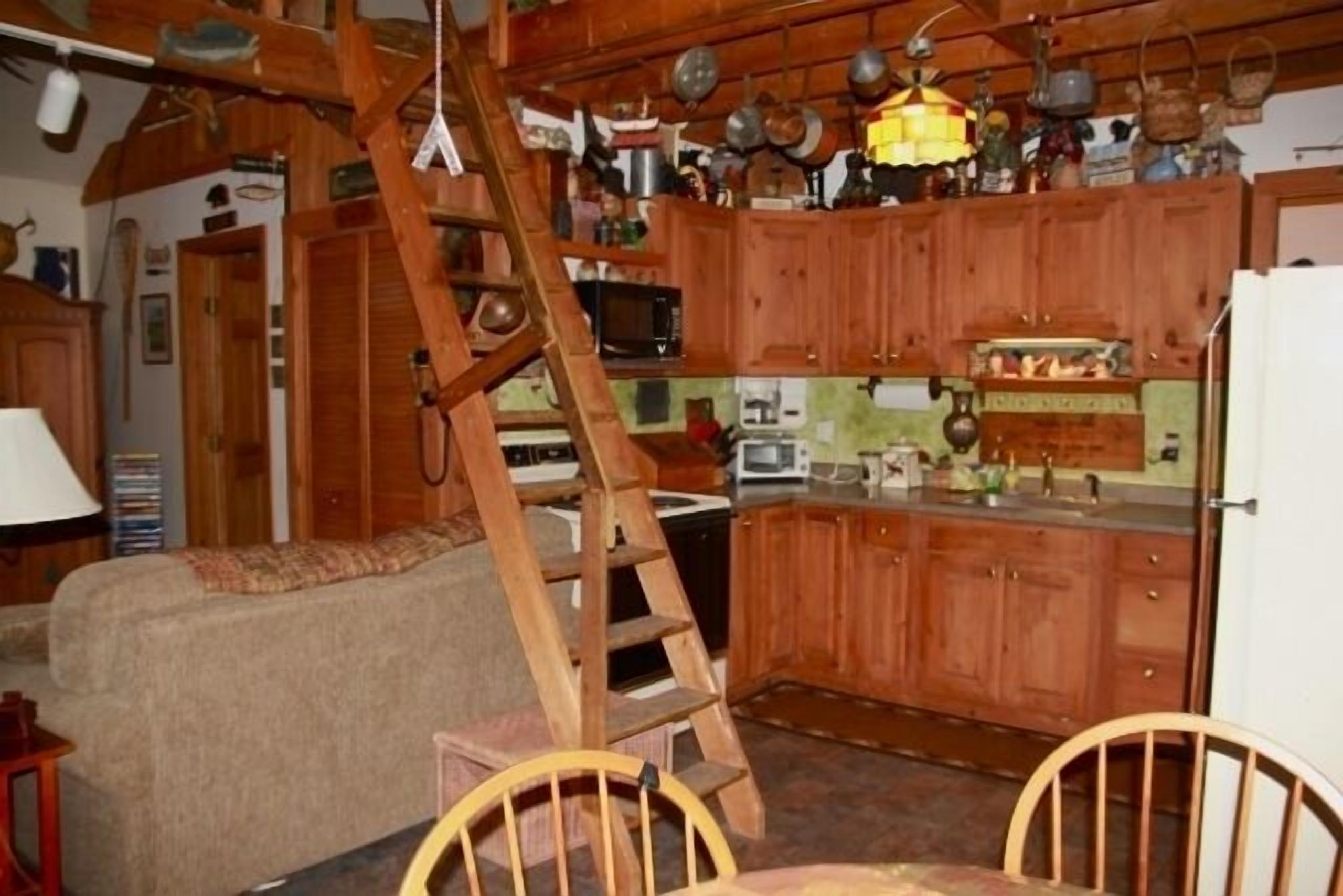 Waterfront Maine Country Cabin