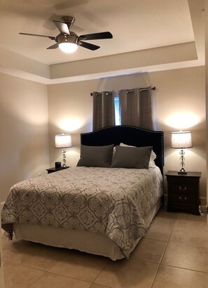 4 bedrooms, desk, iron/ironing board, travel cot