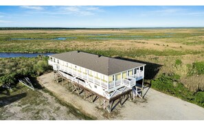 Exterior - Reel'em In Lodge - A Reel Fisherman Lodge! (St Bernard)