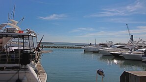 A marina with several yachts docked. - Purbecks  - Superb views to Poole Harbour and Purbeck Hills (Poole)