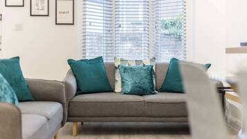 TV, DVD player, offices