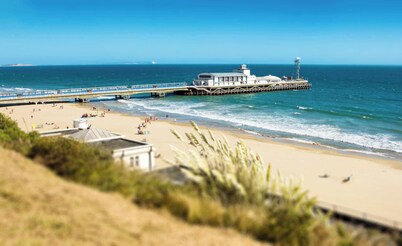 Sea Breeze - Close to Bournemouth Beach