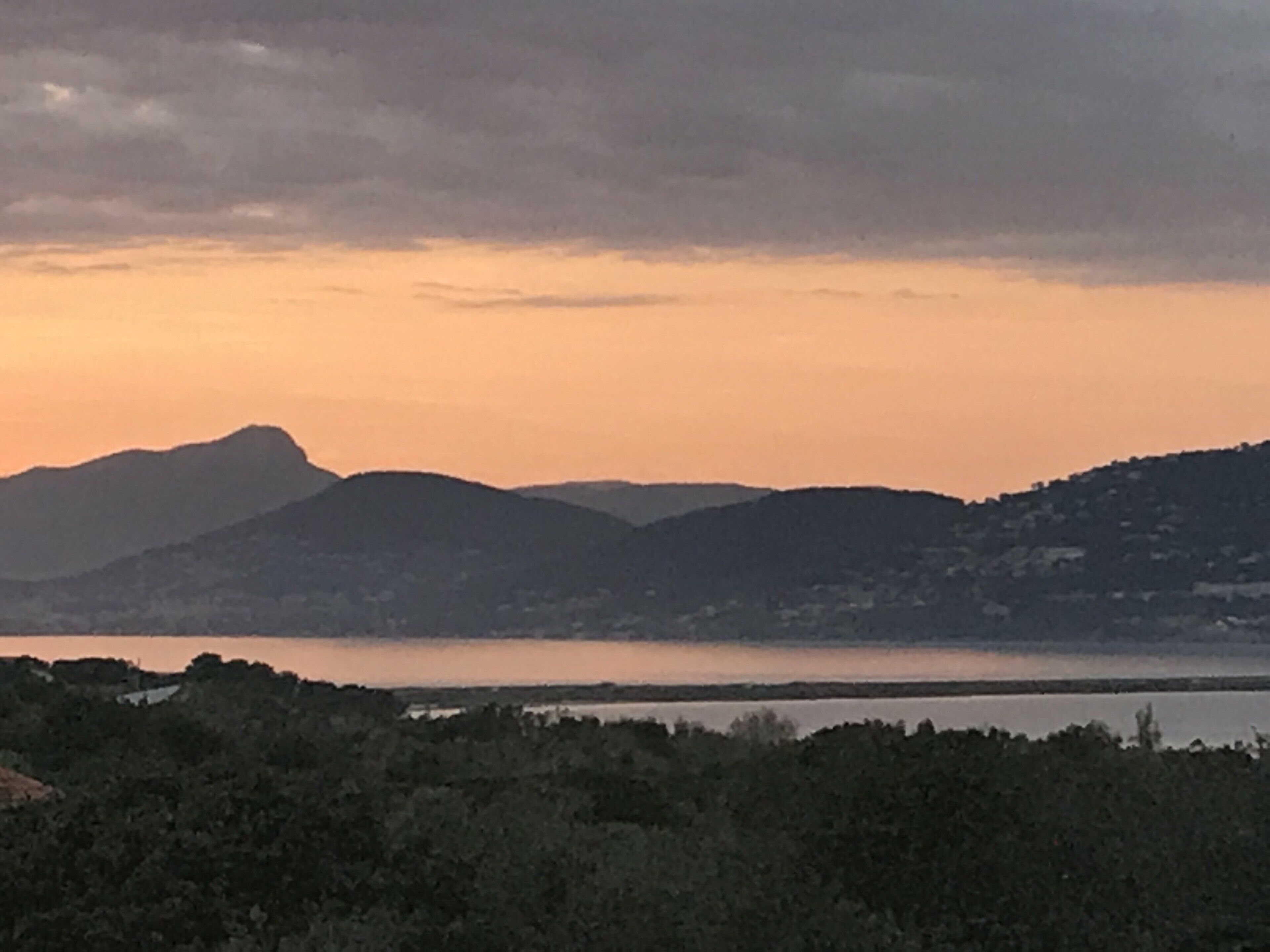 PRESQU ISLAND OF GIENS VILLA ONE LEVEL SUPERB SEA VIEW PRIVATE SWIMMING POOL 6 pers