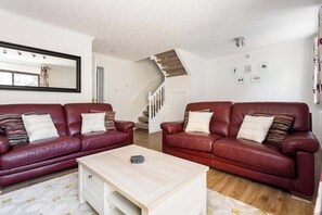TV, DVD player, offices