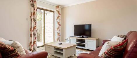 TV, DVD player, offices