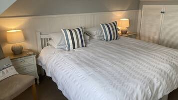 1 soverom, strykejern/-brett, wi-fi (inkludert) og sengetøy