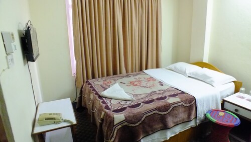 Hotel Dolphin