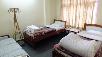 Standard Double or Twin Room | Hypo-allergenic bedding, in-room safe, soundproofing, free WiFi