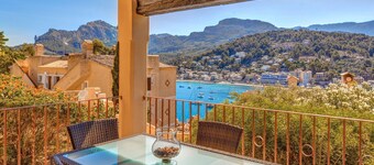 Air-Conditioned Apartment with Seaview, shared pool and Wi-Fi