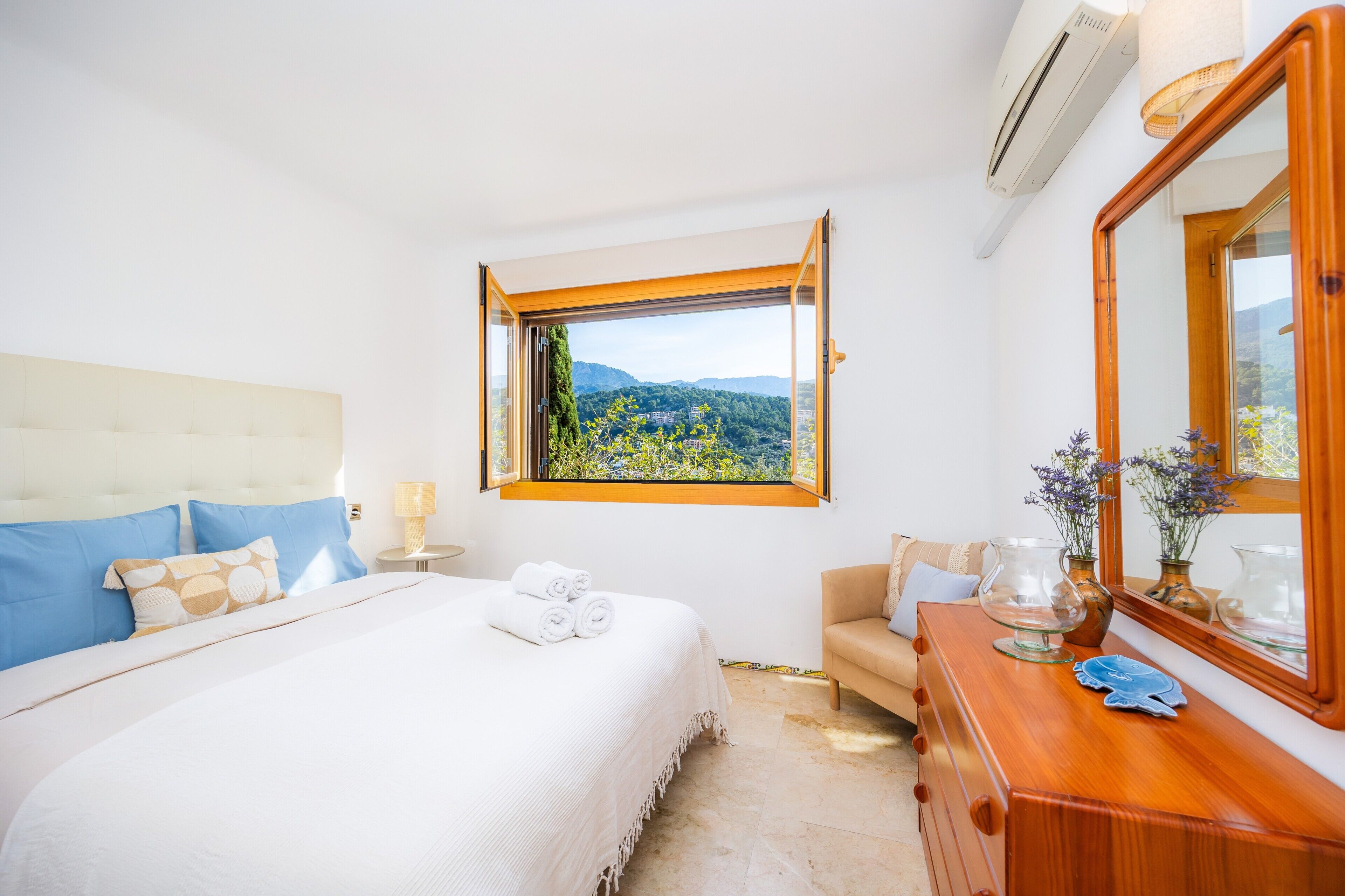 2 多间卧室、熨斗/熨衣板、免费 WiFi、床单