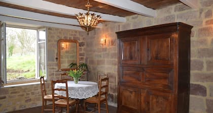 Petit chalet rustique avec terrasse u. Hochgarten en périphérie