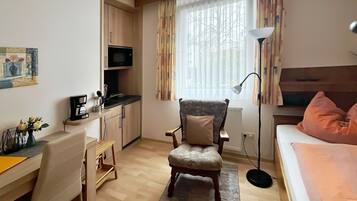 1 bedroom, travel crib, WiFi, bed sheets