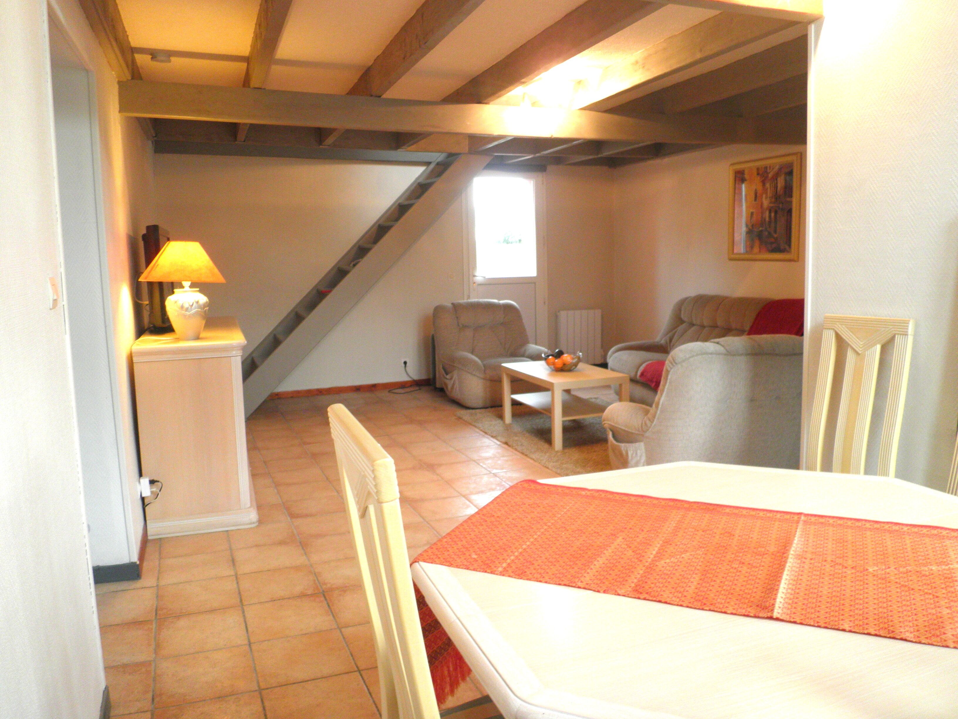 THE BARN - HOUSE 2 CHBRES - GARDEN - Overnight, Weekend