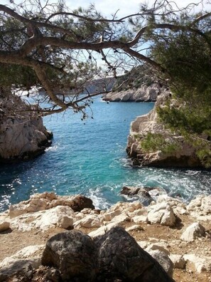 Beach nearby - Small character house with garden in Provence / Côte d'Azur 6 km from the sea (La Cadière-D'azur)