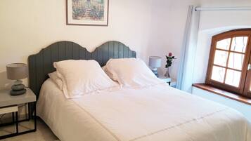 1 chambre, fer et planche Ă repasser, Wi-Fi gratuit