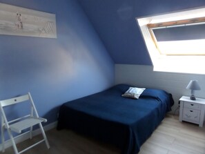 3 Schlafzimmer, Bügeleisen/Bügelbrett