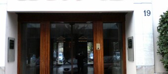 Grand T2 of 59m with private garden and parking in the historic center Dijon