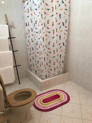 Handtücher, Toilettenpapier
