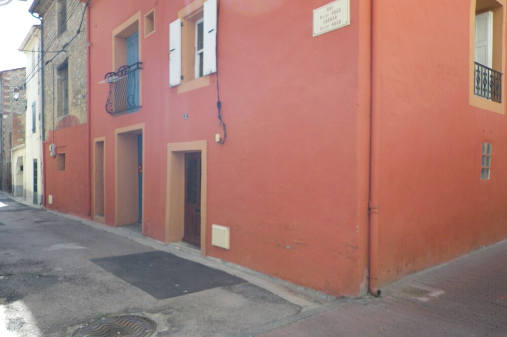 independent furnished apartment 60 m2