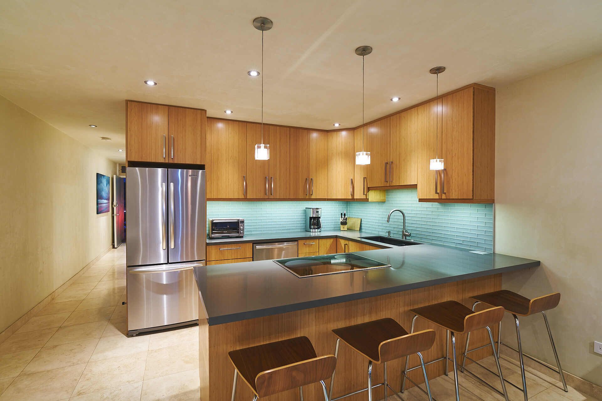 Refrigerador, horno, parrilla de estufa y lavavajillas 