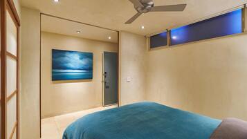 1 bedroom, desk, free WiFi, bed sheets