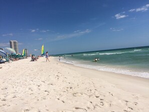 In Strandnähe, Liegestühle