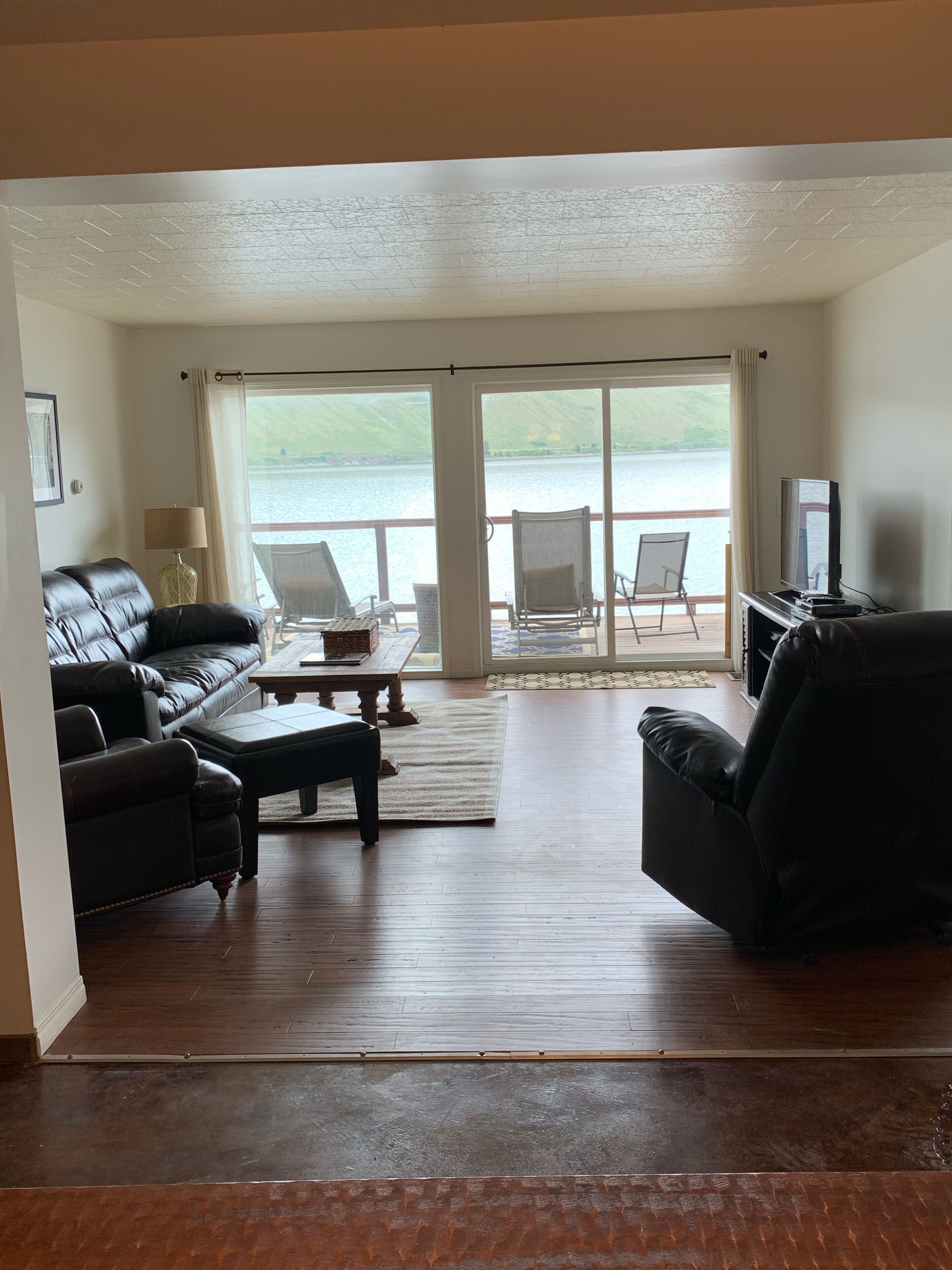 Lakefront Lake House on Wallowa Lake W/PrivateBoat Dock