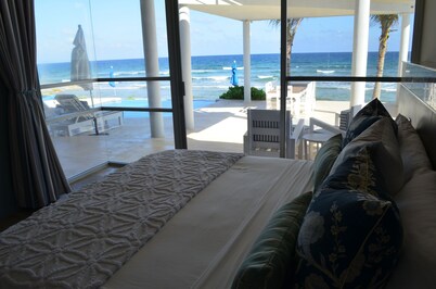 Stunning Caribbean Views!