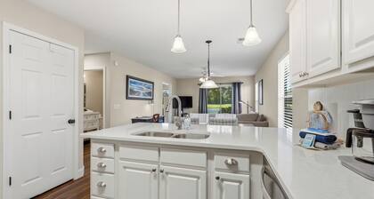 Beautiful Golf & Lake Views, Pawleys Island, SC - Professionally Cleaned
