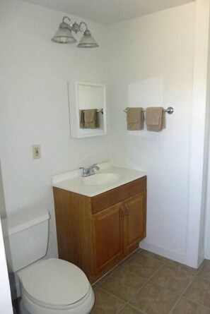 Shower, towels
