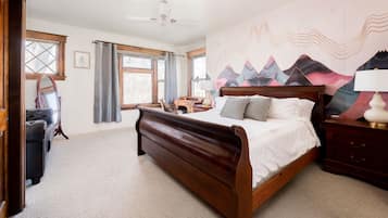 3 Schlafzimmer, Schreibtisch, Bügeleisen/Bügelbrett, Reisekinderbett