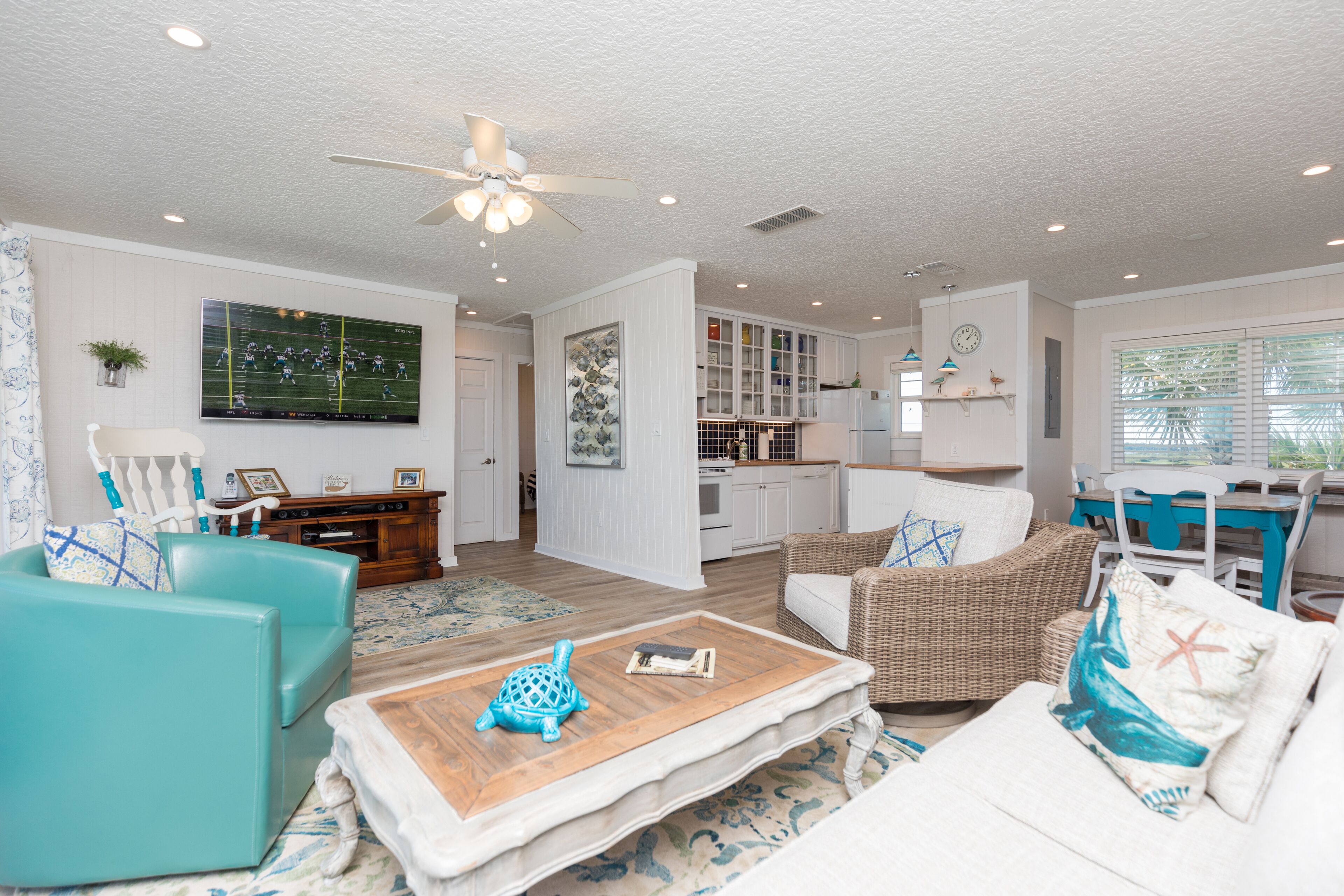 Directly on one of Florida's Best Beaches! Vilano Bch. Oceanfront St. Augustine!