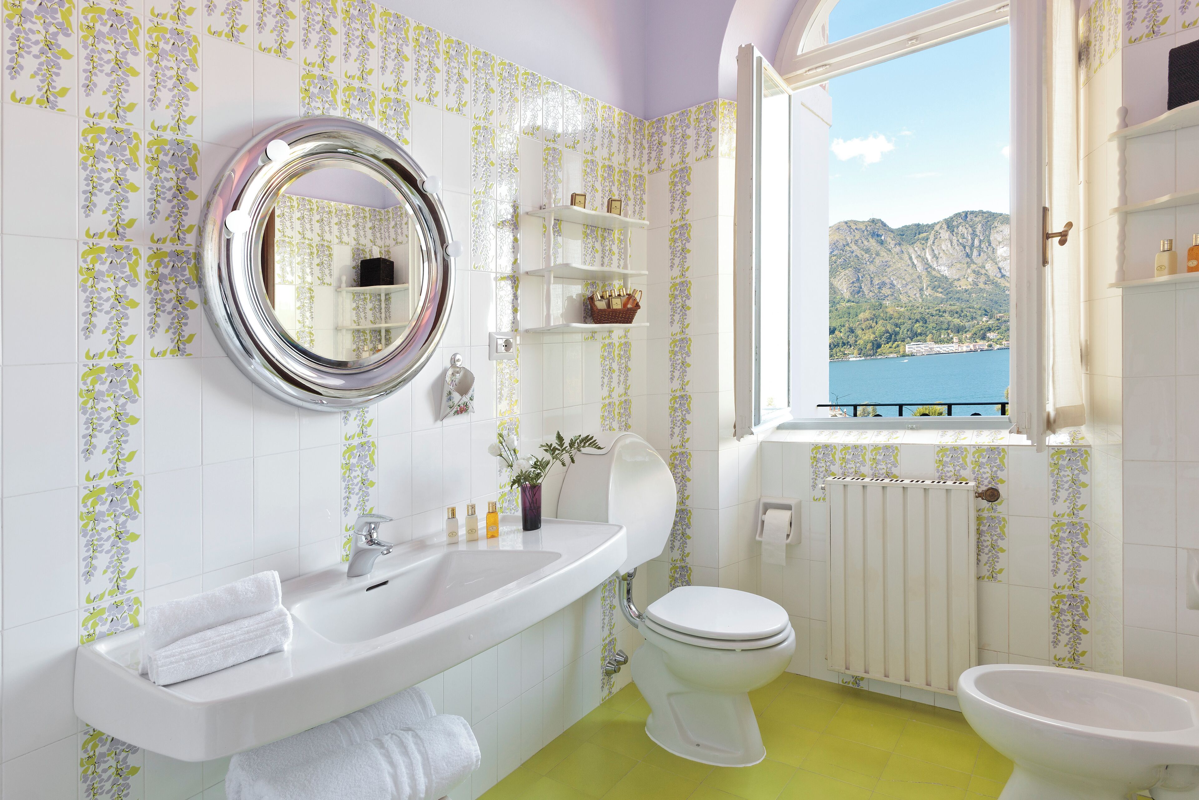Master bedroom ensuite bathroom