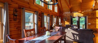 The Lodge with hot tub and 40-acre trails