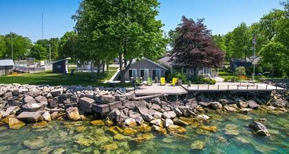 Another Sunset by the Bay: Waterfront - 2-Bedroom