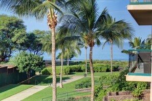 Property grounds - Welcome to H206, 2nd Floor, You Can Hear The Waves, Beautiful Ocean Views (Lahaina)