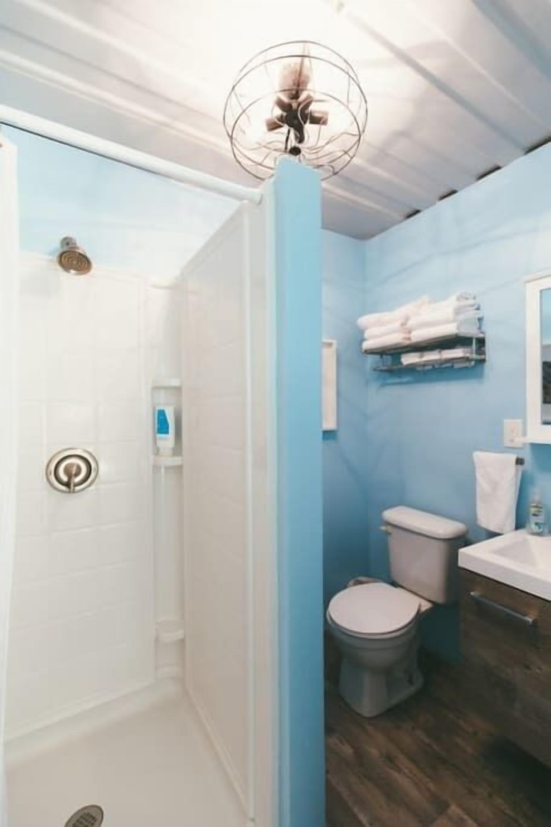 Fossil Knob Ridge -248: Ultra-Modern Container Home