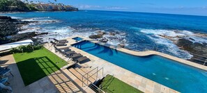 حمّام سباحة خارجي، حمّام سباحة مُدفَّأ