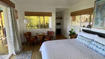 1 slaapkamer, een strijkplank/strijkijzer, gratis wifi, beddengoed